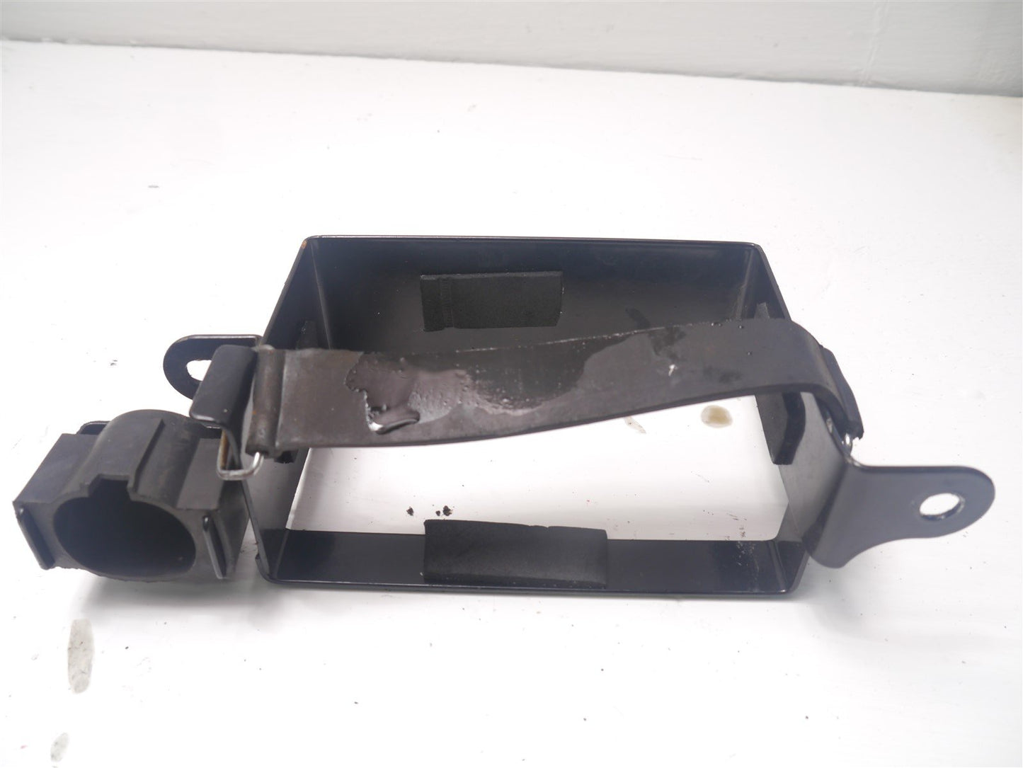 WK BIKES SCRAMBLER 125 2021 EURO 5 BATTERY BOX AND STRAP