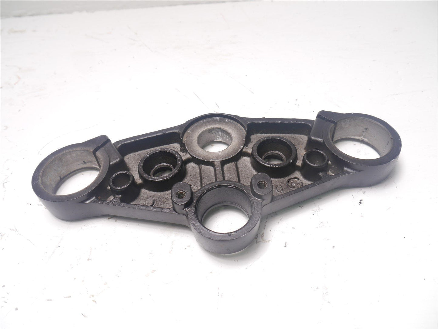 LEXMOTO RIOT 125 2019-2021 TOP FORK YOKE