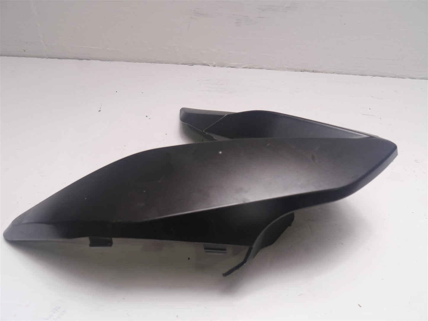 LEXMOTO RIOT 125 2019-2021 LEFT FUEL TANK FAIRING