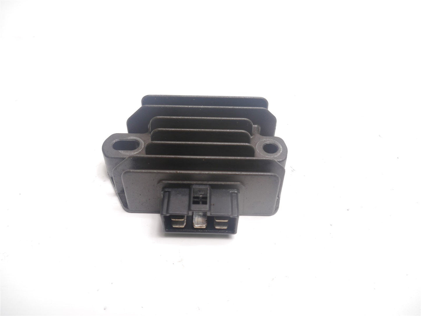 HONDA CB125F 2015-2019 VOLTAGE REGULATOR RECTIFIER OEM