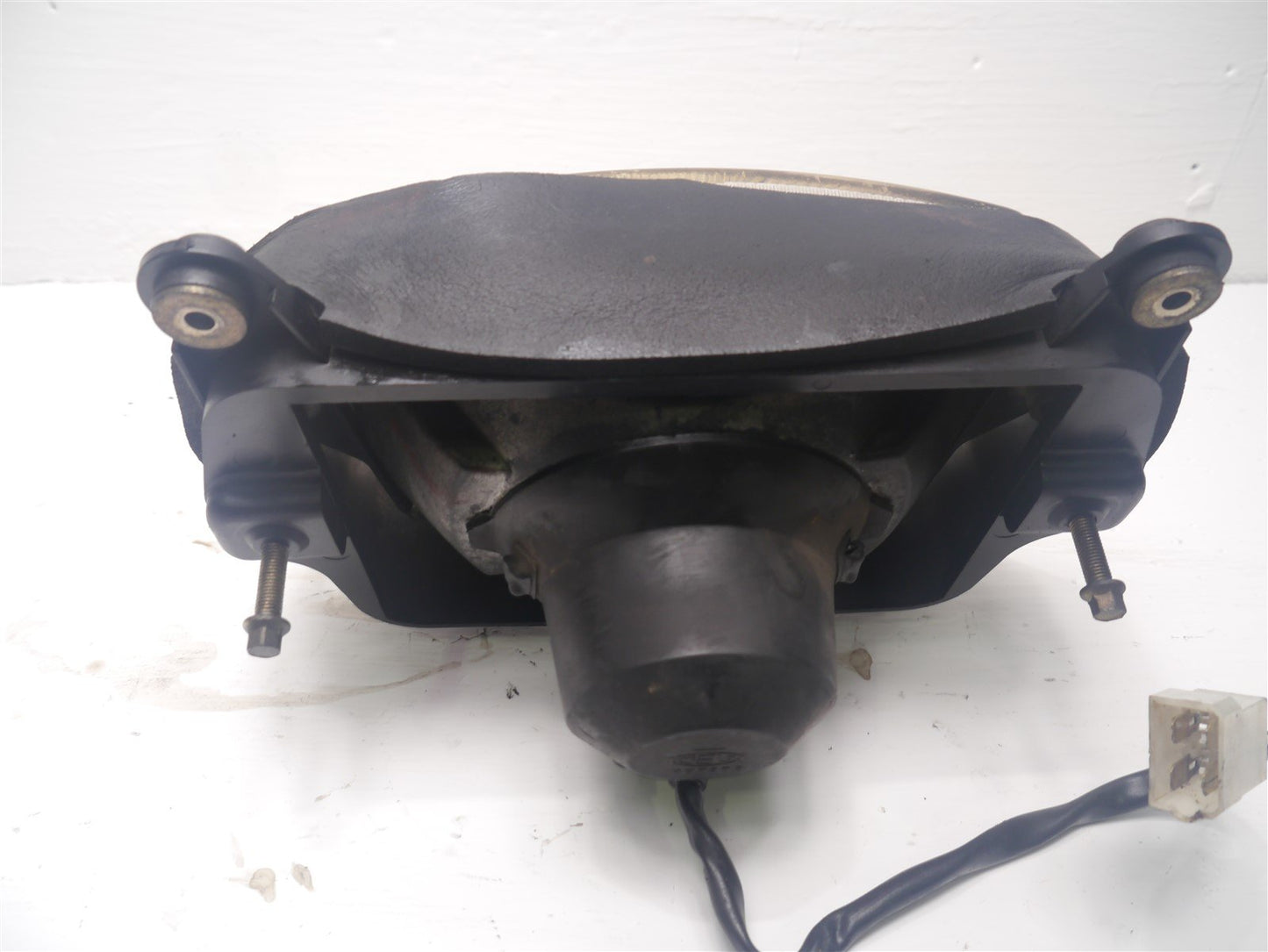 TRIUMPH TROPHY 900 1990-1994 FRONT LIGHT