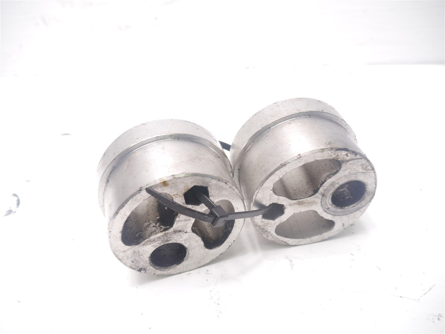 TRIUMPH TROPHY 900 1990-1994 CHAIN TENSIONERS