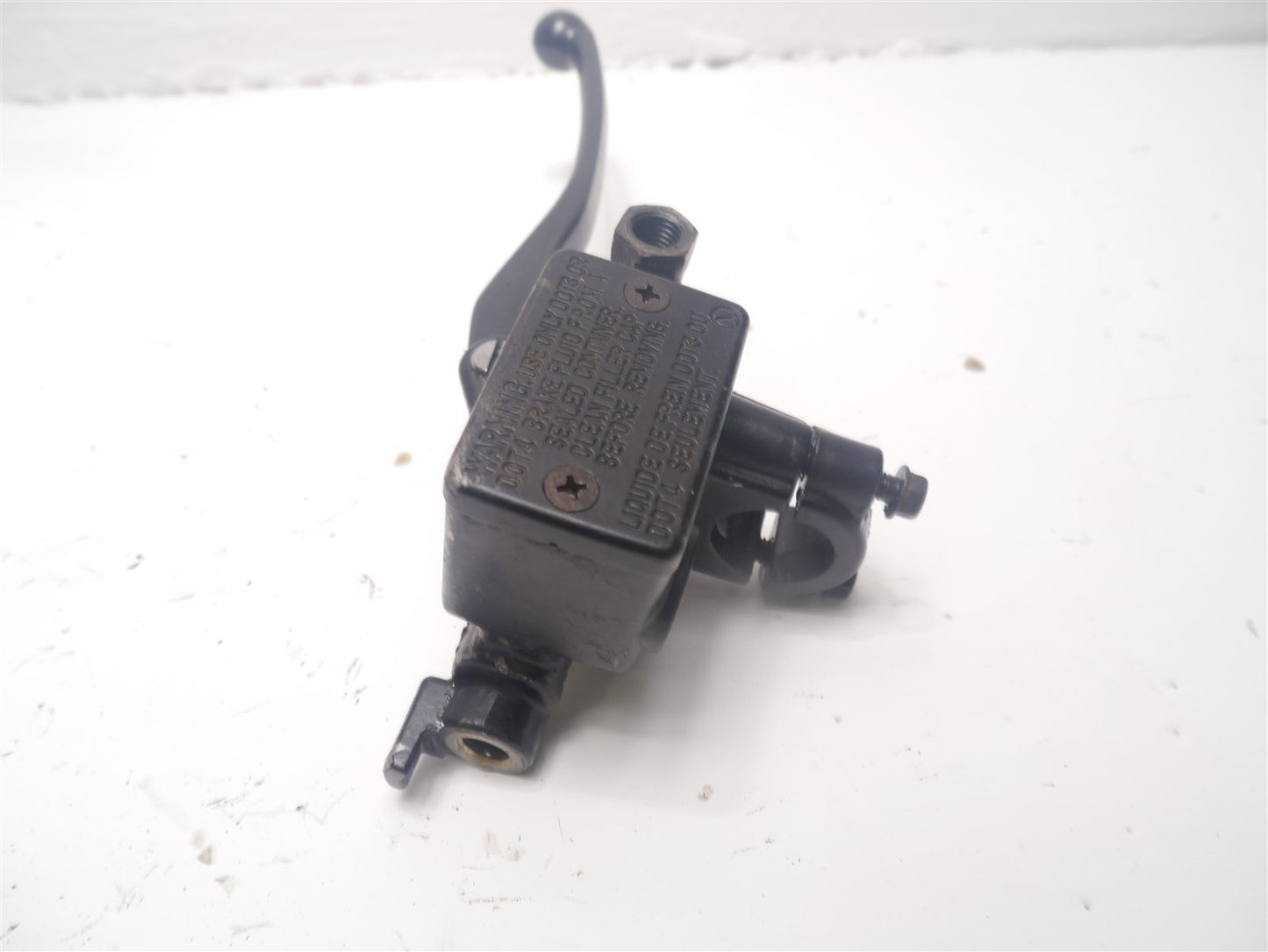 HONDA CB TWO FIFTY FRONT BRAKE MASTER CYLINDER AND LEVER