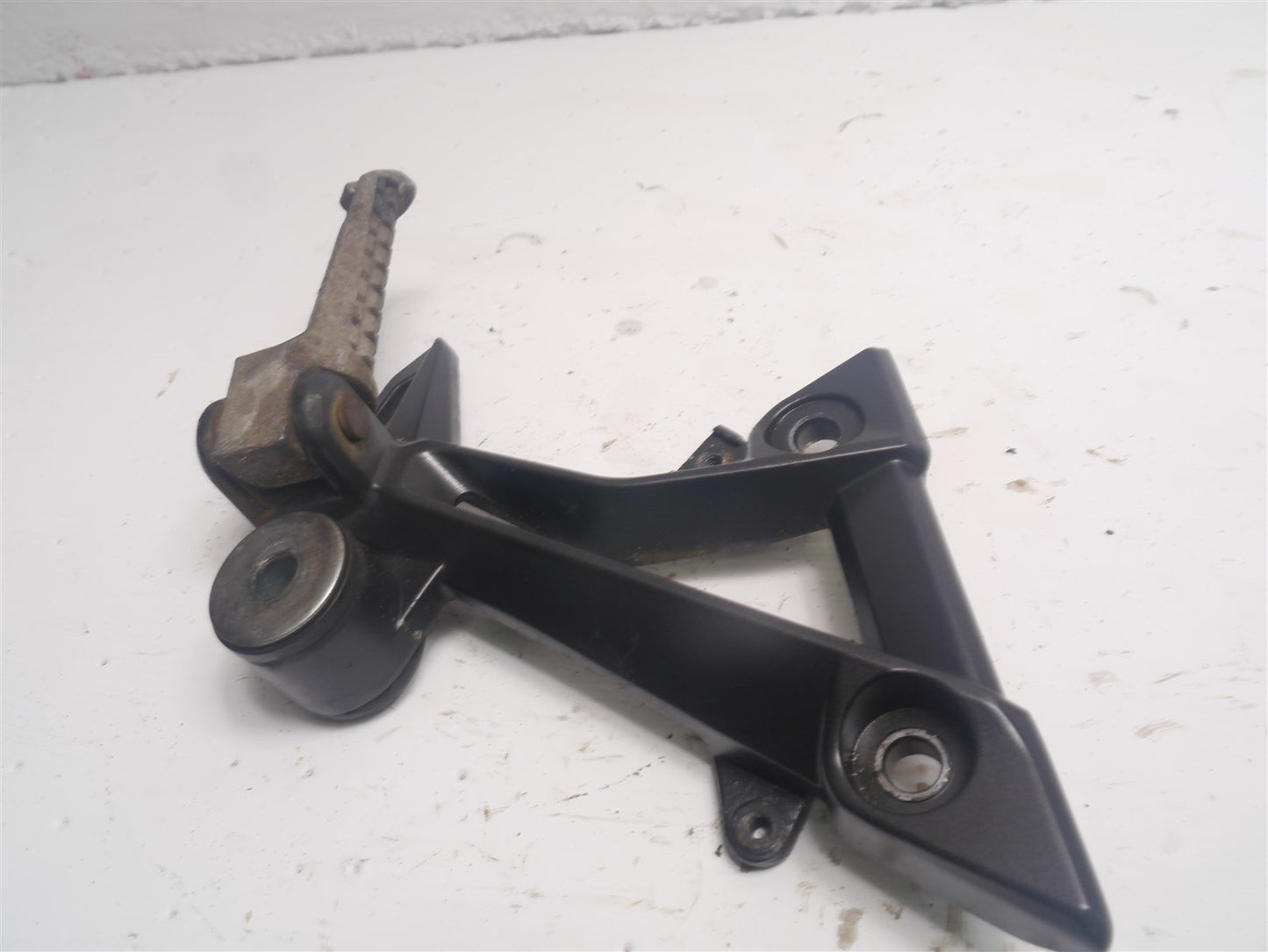 LEXMOTO LXR 125 2021-2022 RIGHT REAR PEG HANGER