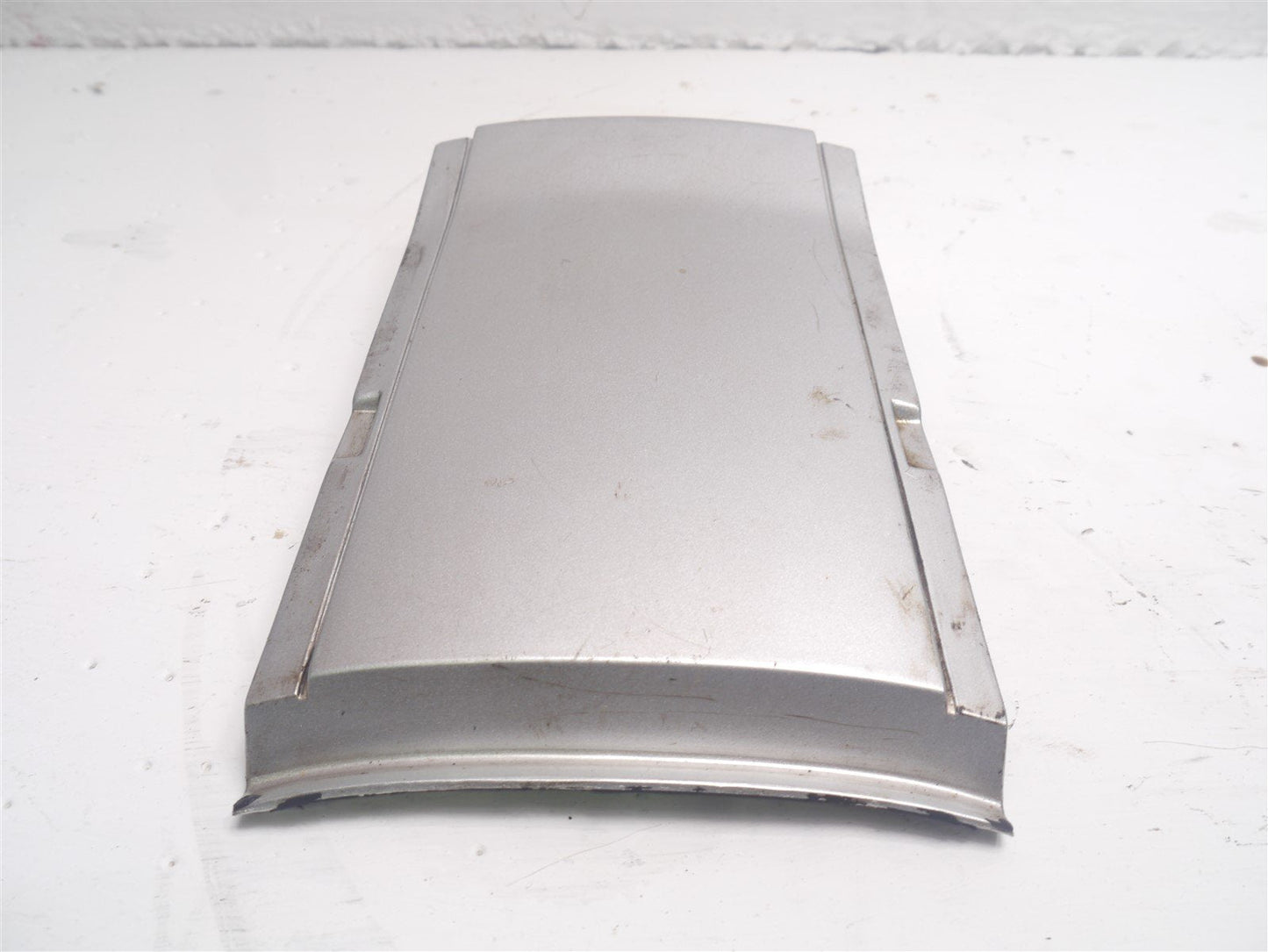 YAMAHA FZS600 1998-2001 TAIL FAIRING WITH SCREWS IN SILVER