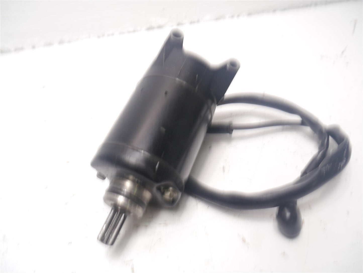 YAMAHA FZS600 1998-2001 STARTER MOTOR AND LEAD