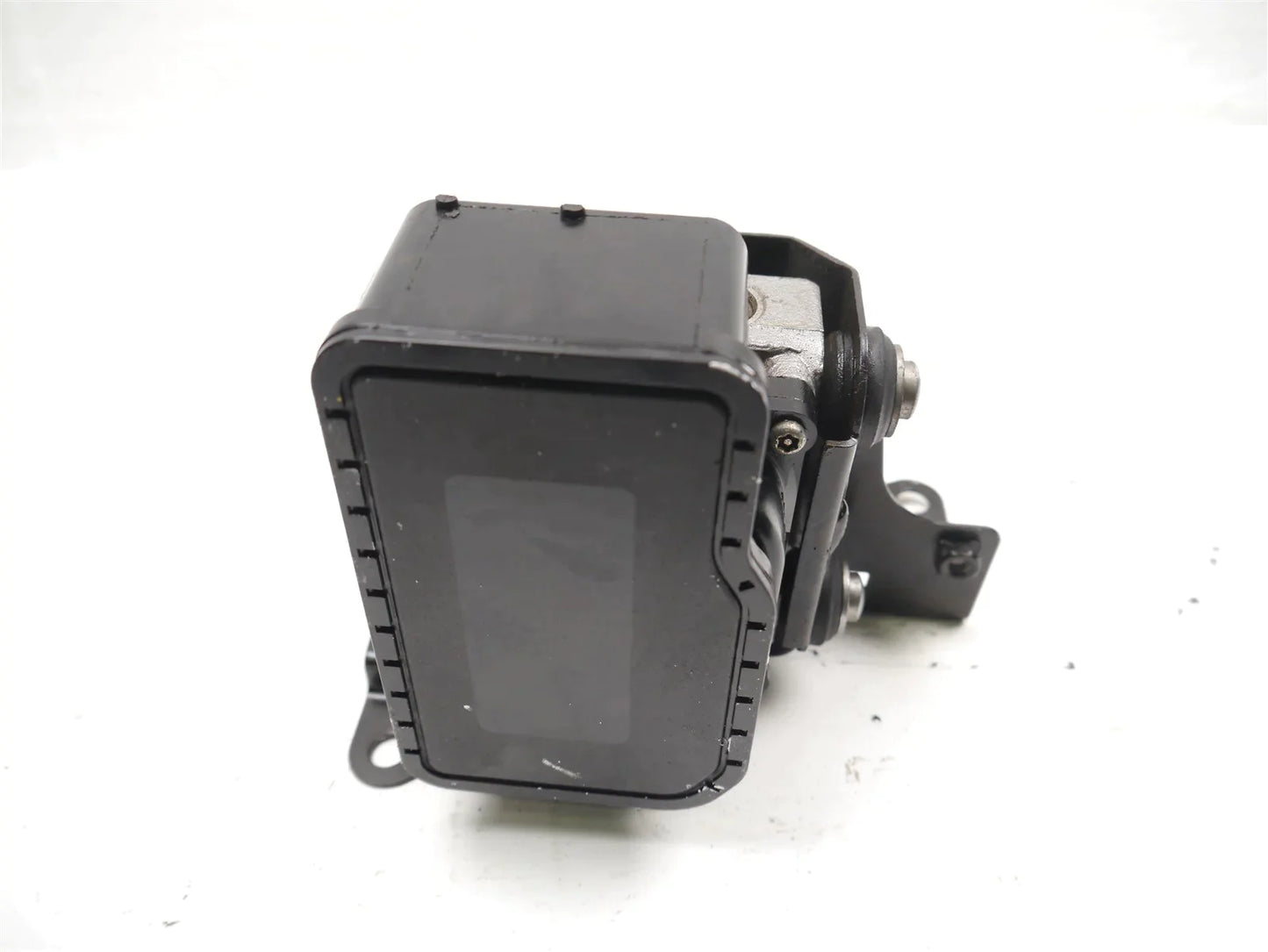 TRIUMPH SPRINT GT 1050 2010-2017 ABS PUMP