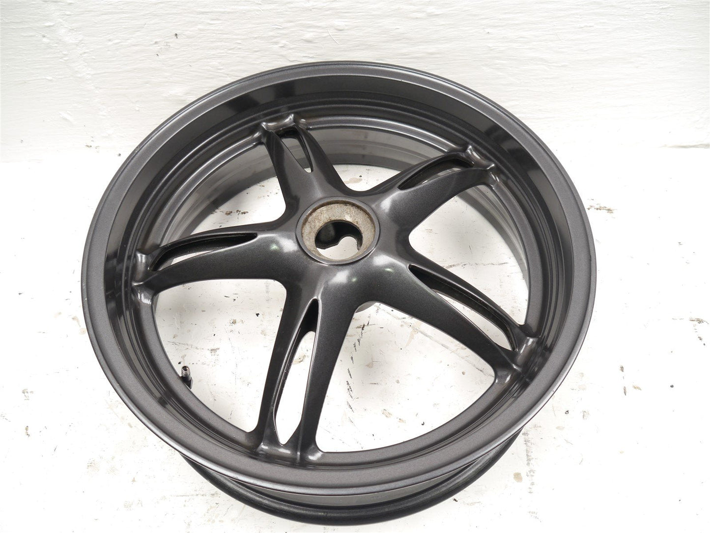 TRIUMPH SPRINT GT 1050 2010-2017 REAR WHEEL