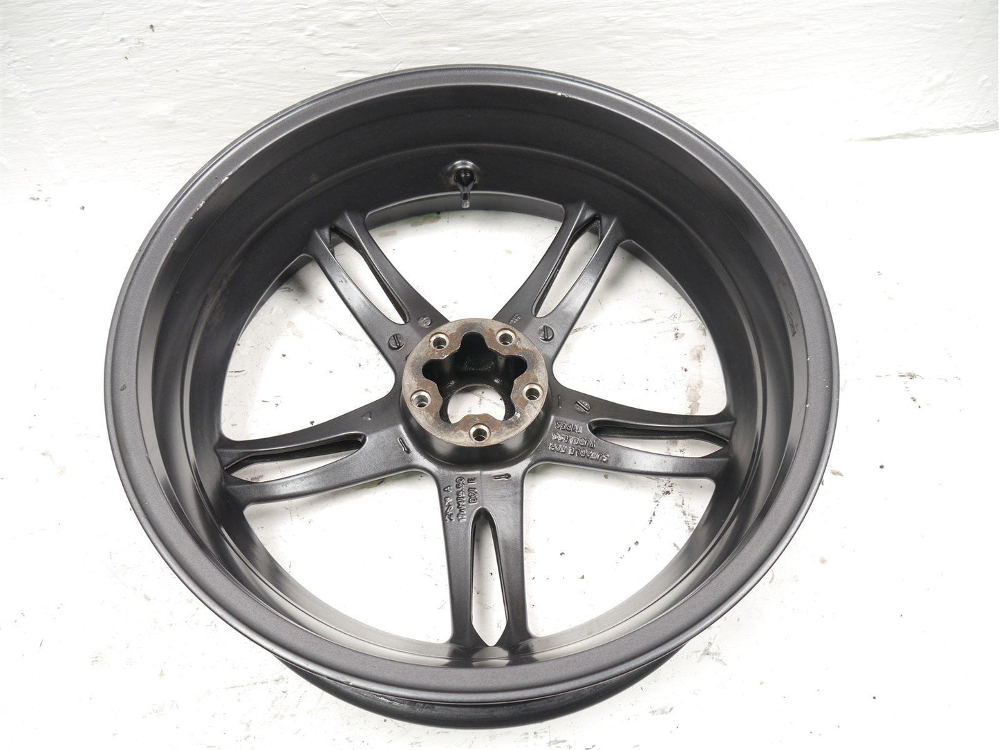 TRIUMPH SPRINT GT 1050 2010-2017 REAR WHEEL