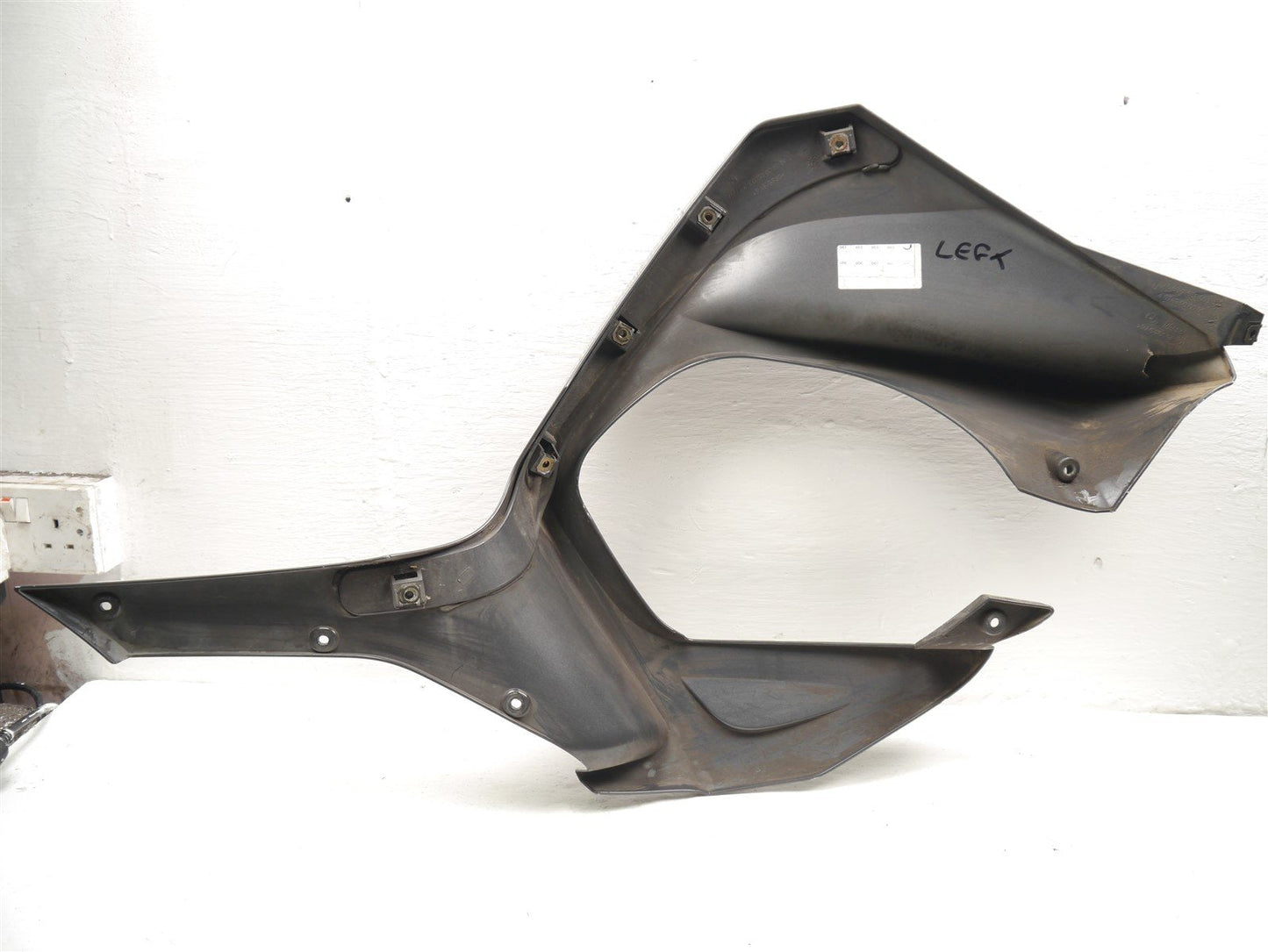 BMW R1200 RT 2006-2009 LEFT LOWER FAIRING *DAMAGED*