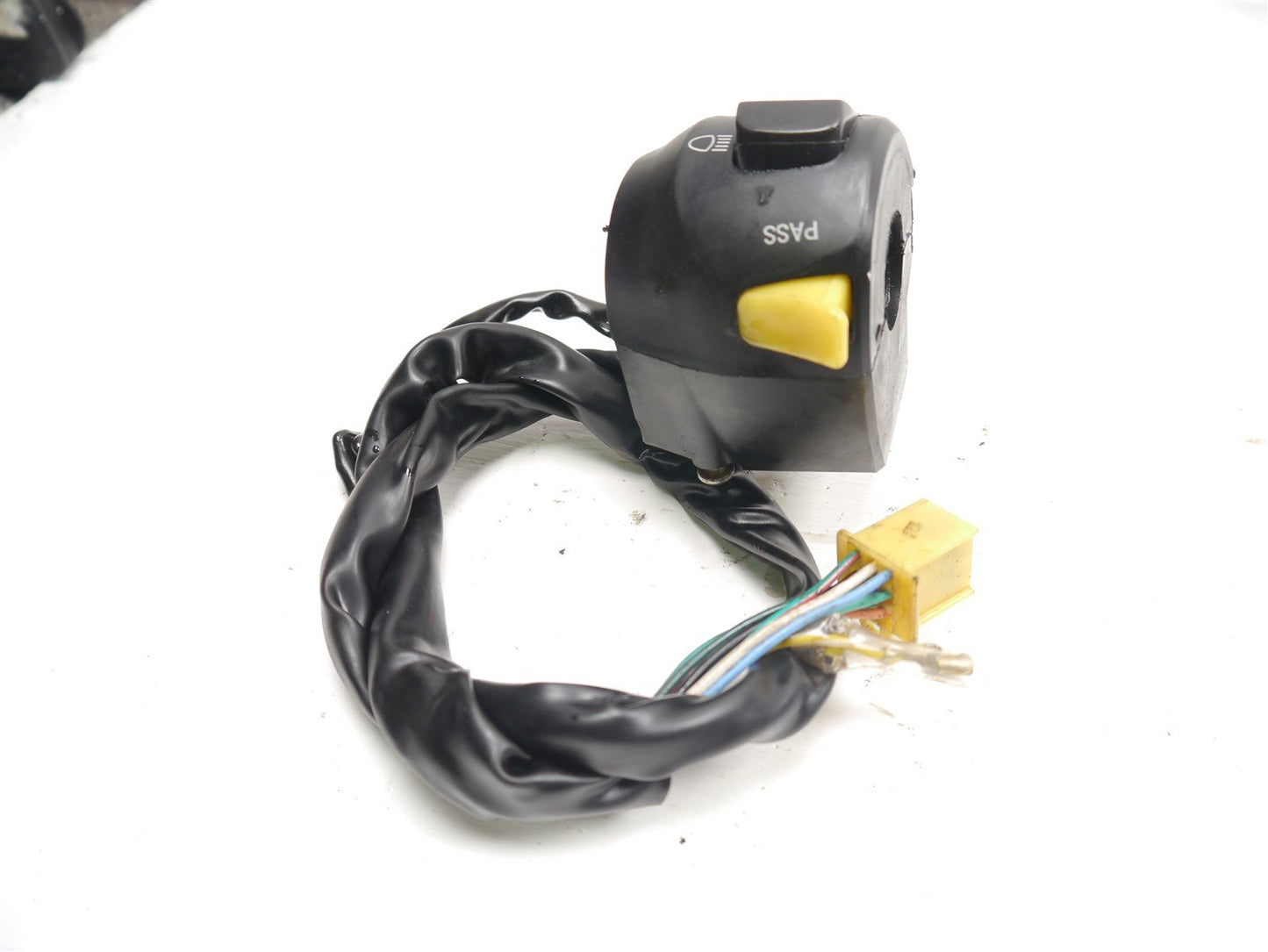 MUTT RS-13 250 LEFT SWITCHGEAR
