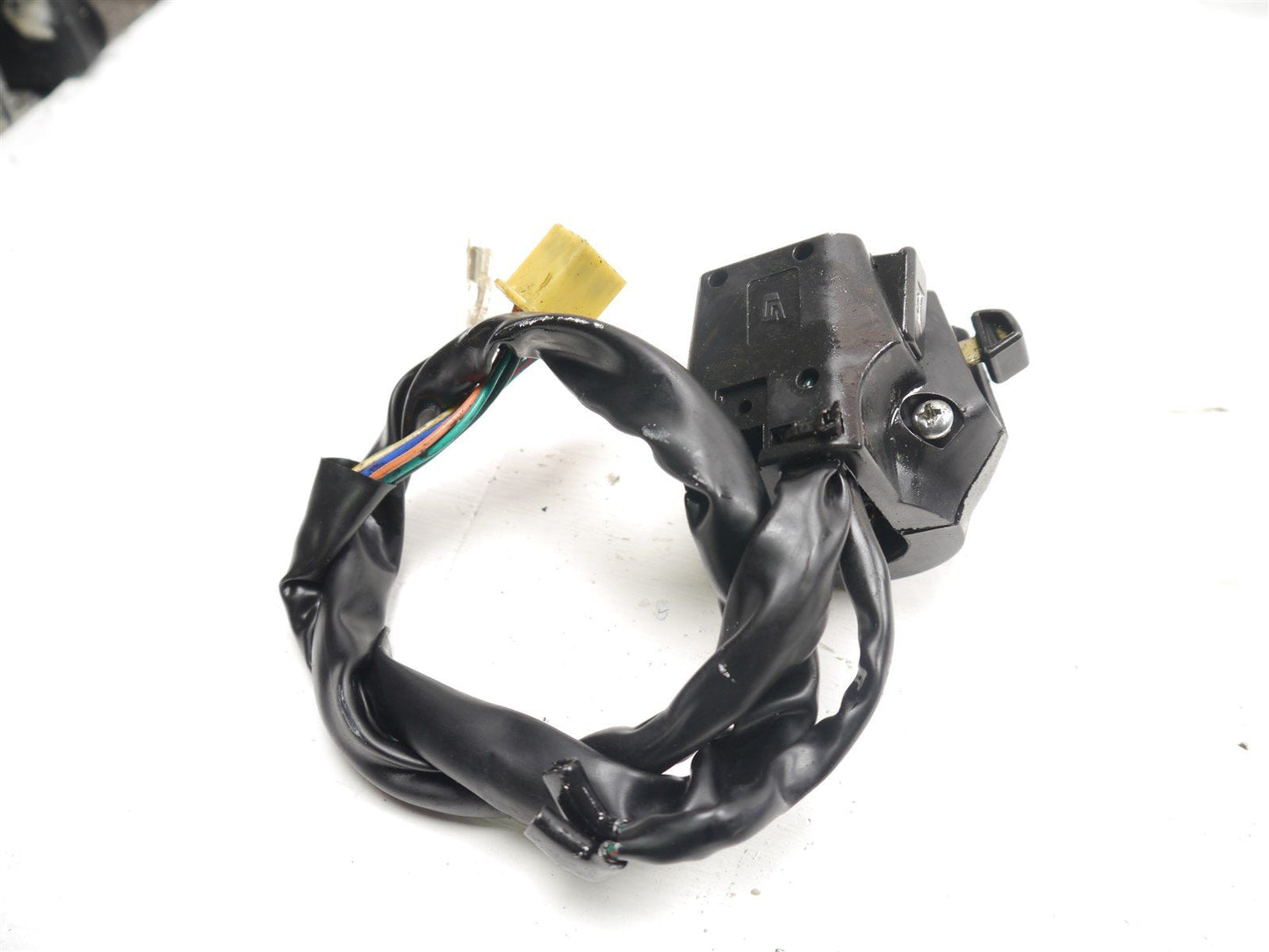 MUTT RS-13 250 LEFT SWITCHGEAR