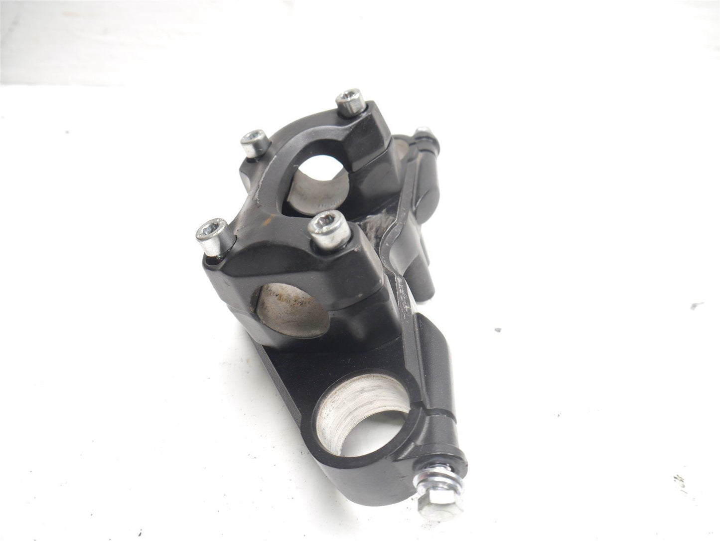 LEXMOTO ASSAULT 125 EFI 2019-2022 TOP FORK YOKE & BAR CLAMPS