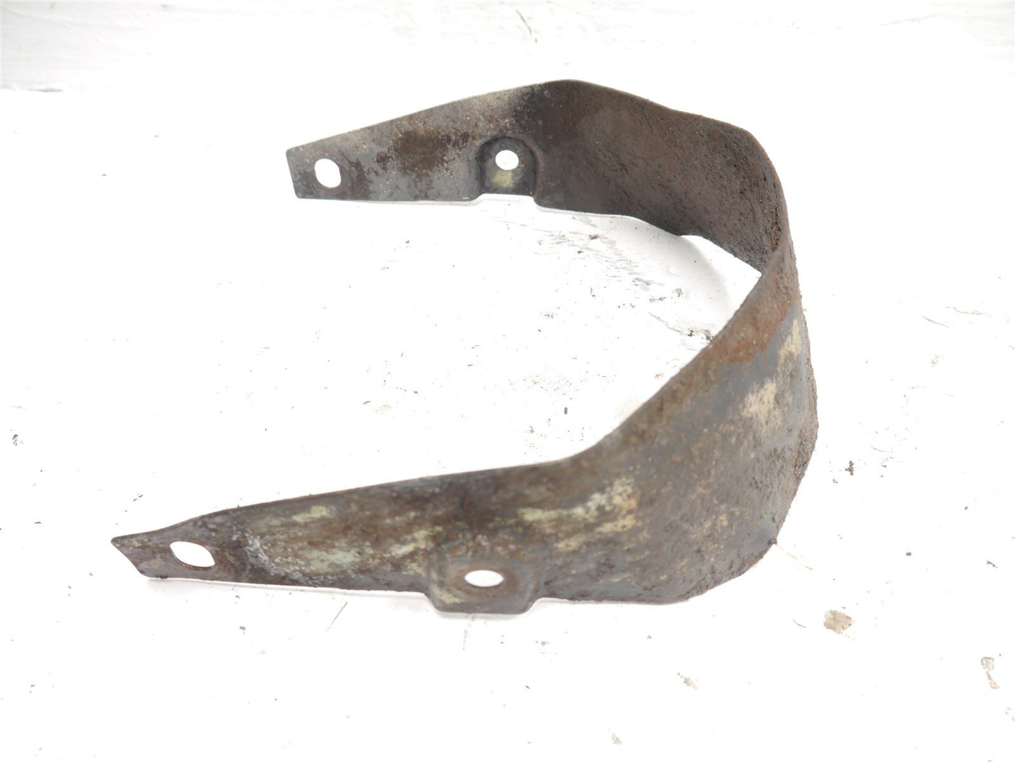 KYMCO CK1 125 FRONT MUDGUARD METAL BRACKET