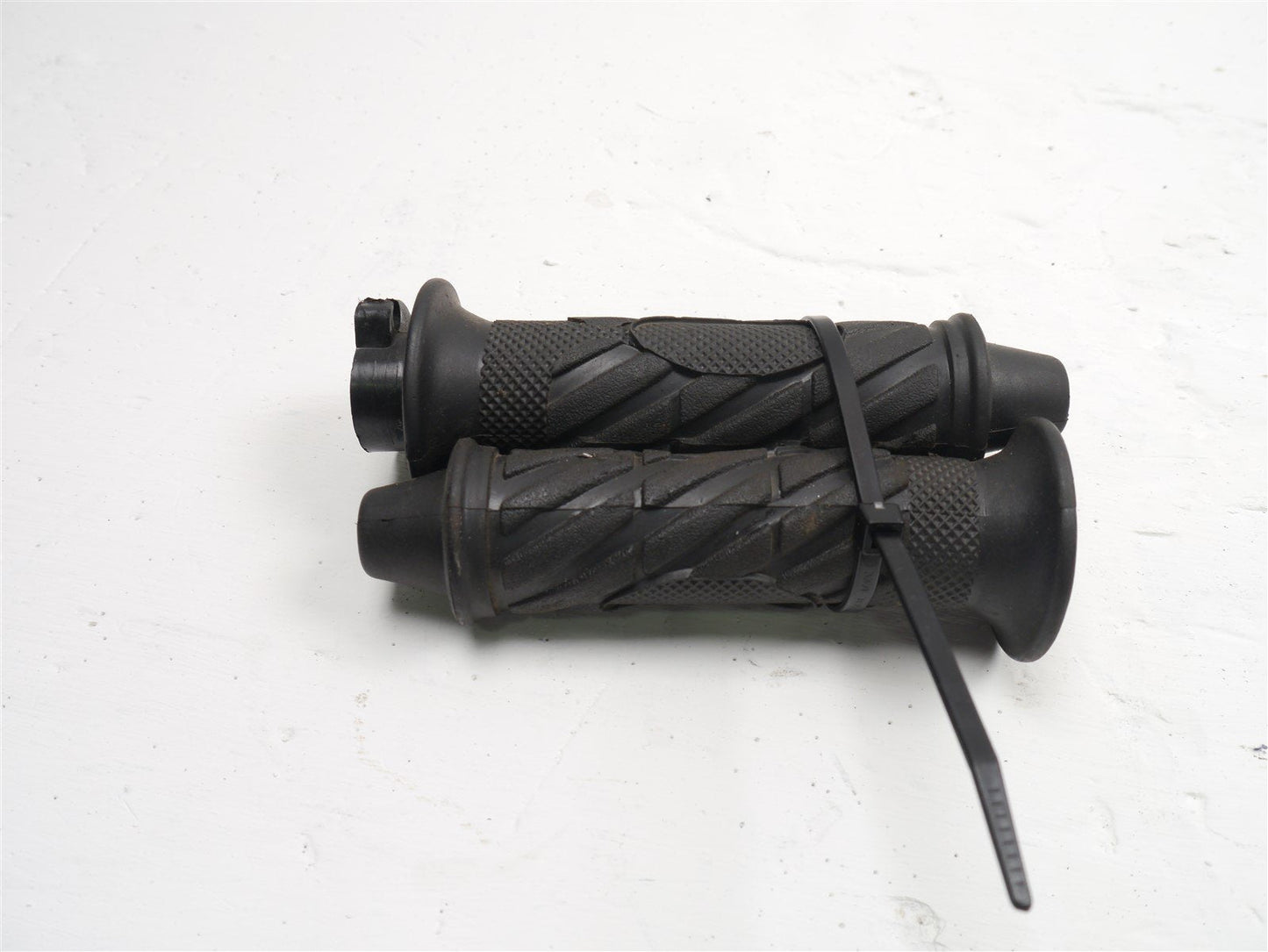 WK BIKES SX 125 2021-2023 THROTTLE TUBA AND GRIPS