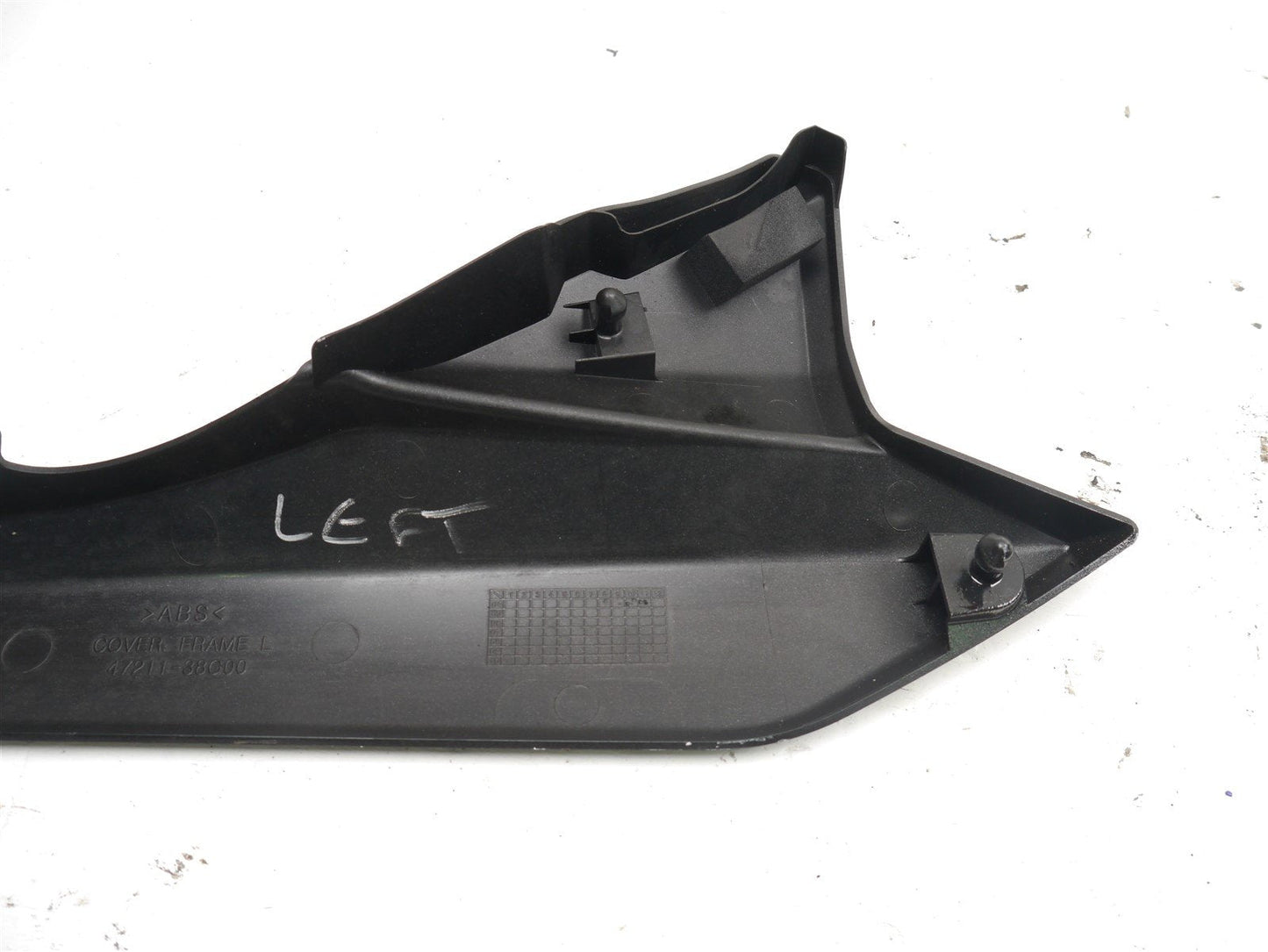 SUZUKI GSF 650 BANDIT 2005-2006 LEFT SIDE PANEL