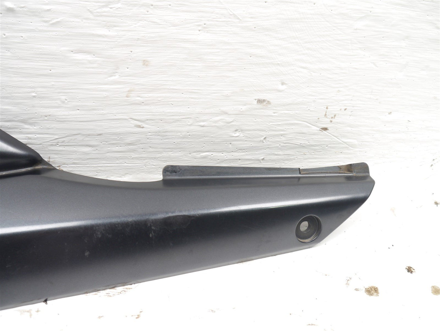 SUZUKI GSF 650 BANDIT 2005-2006 LEFT SIDE PANEL DARK GREY