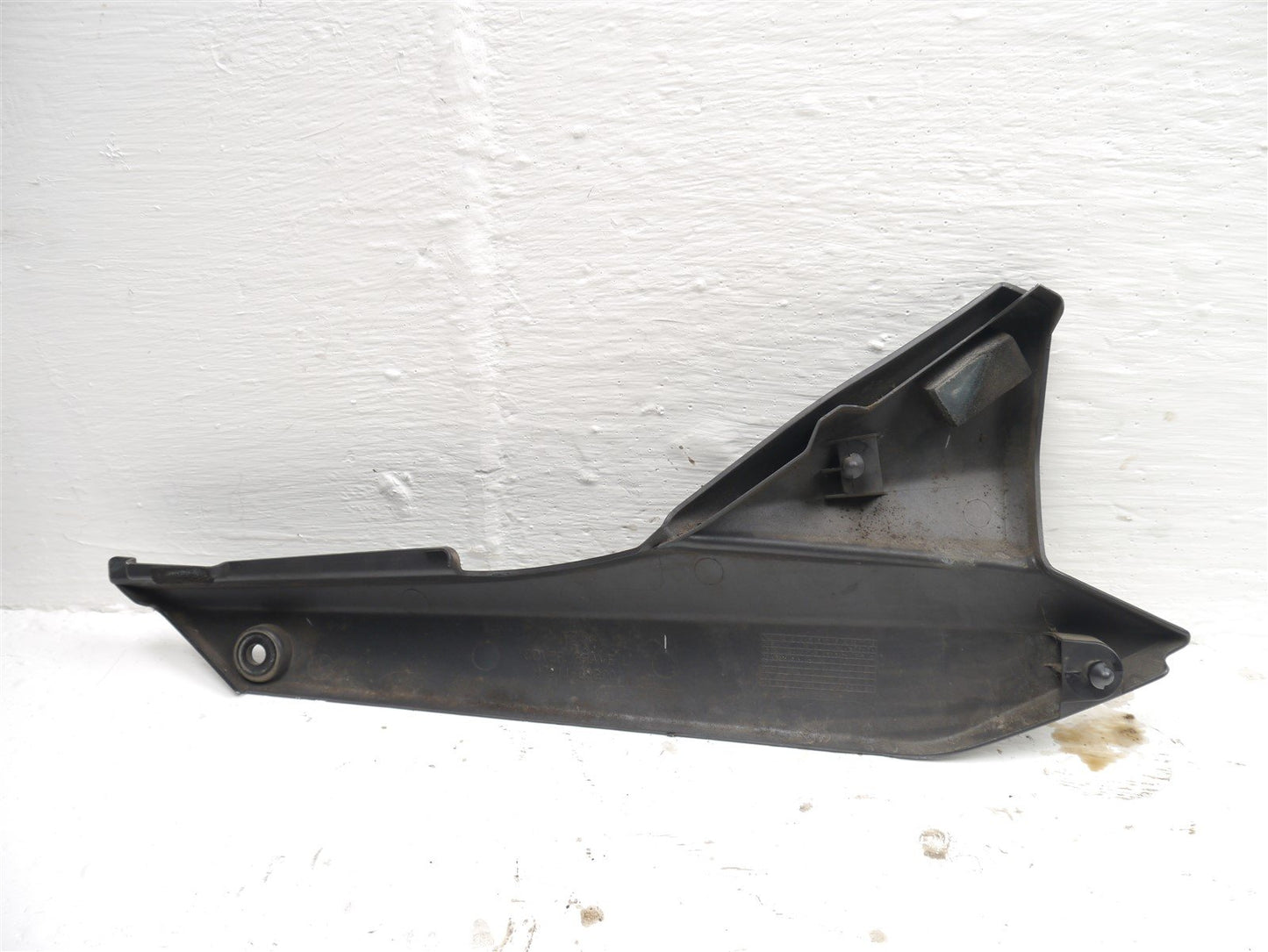 SUZUKI GSF 650 BANDIT 2005-2006 LEFT SIDE PANEL DARK GREY