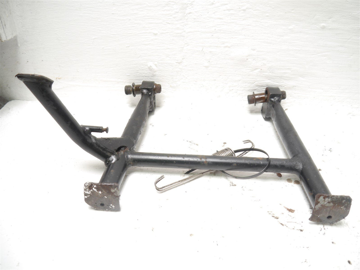 TRIUMPH SPRINT ST 955I 1999-2004 CENTRE STAND