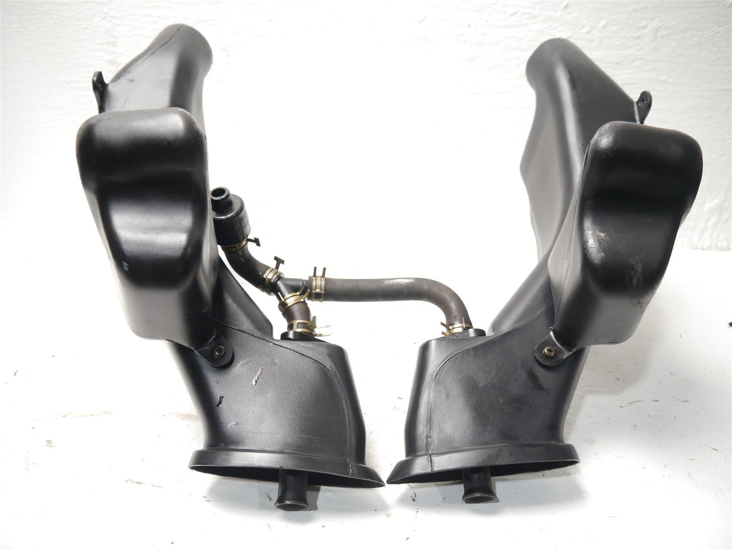 KAWASAKI ZZR1100 D 1993-2001 RAM AIR INTAKE CHAMBERS