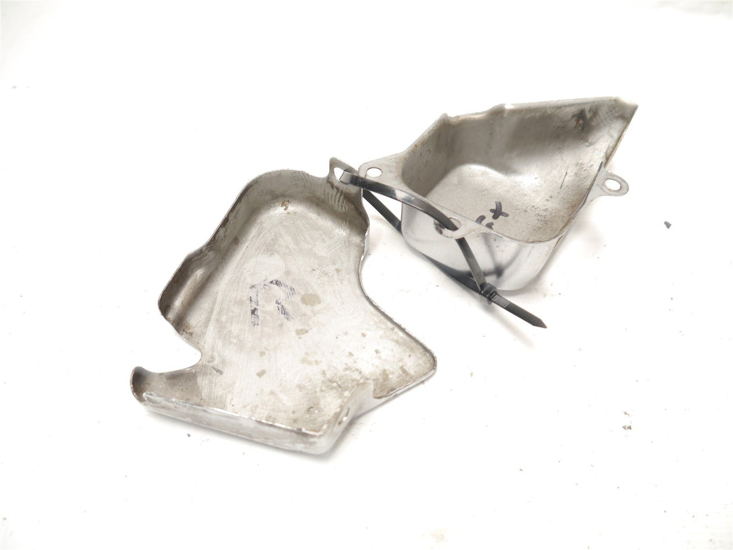 SUZUKI VS750 INTRUDER 1985-1991 FRAME COVERS LEFT AND RIGHT