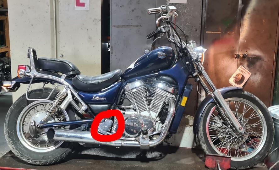 SUZUKI VS750 INTRUDER 1985-1991 FRAME COVERS LEFT AND RIGHT