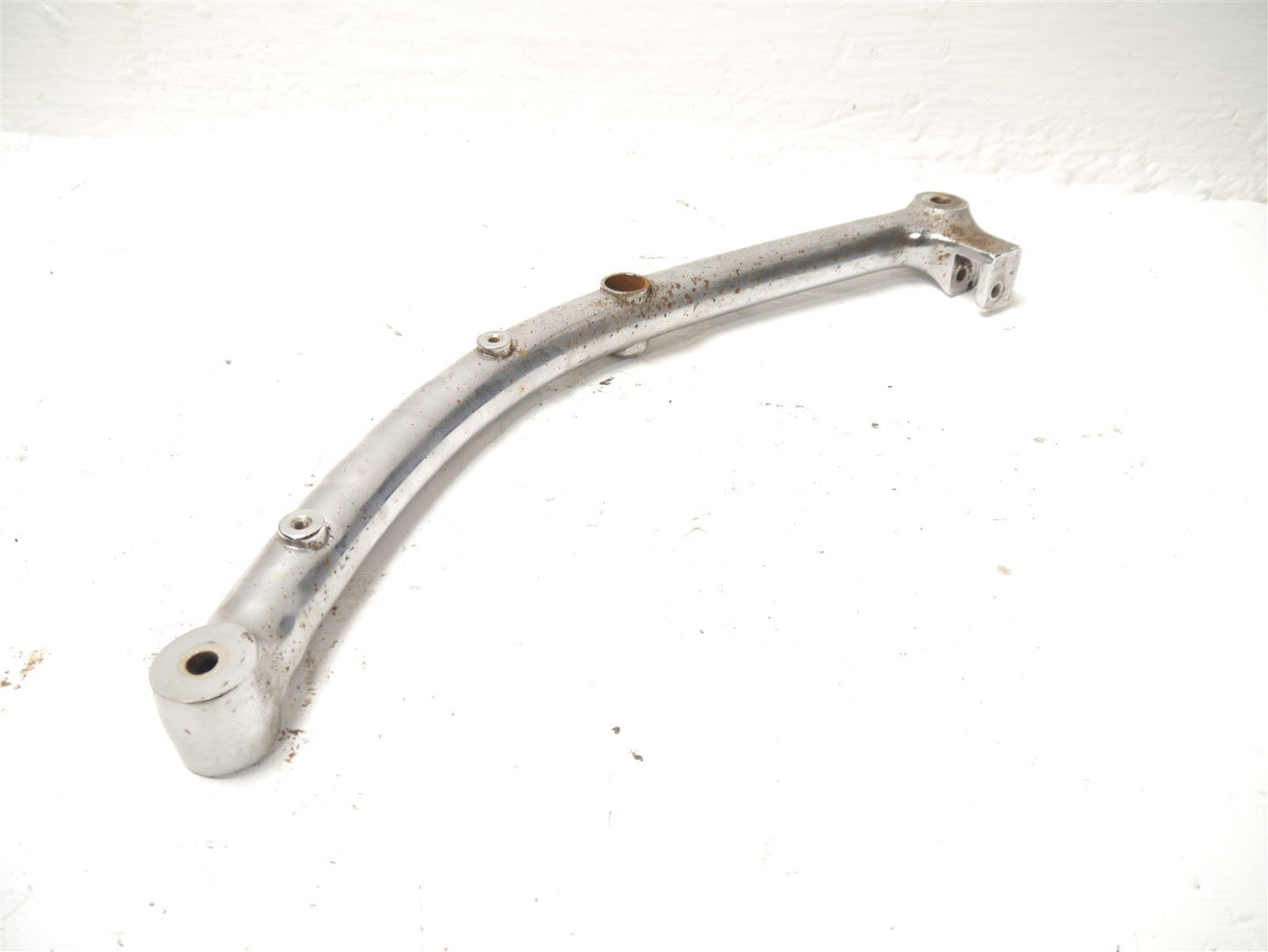 SUZUKI VS750 INTRUDER 1985-1991 LEFT REAR PEG HANGER