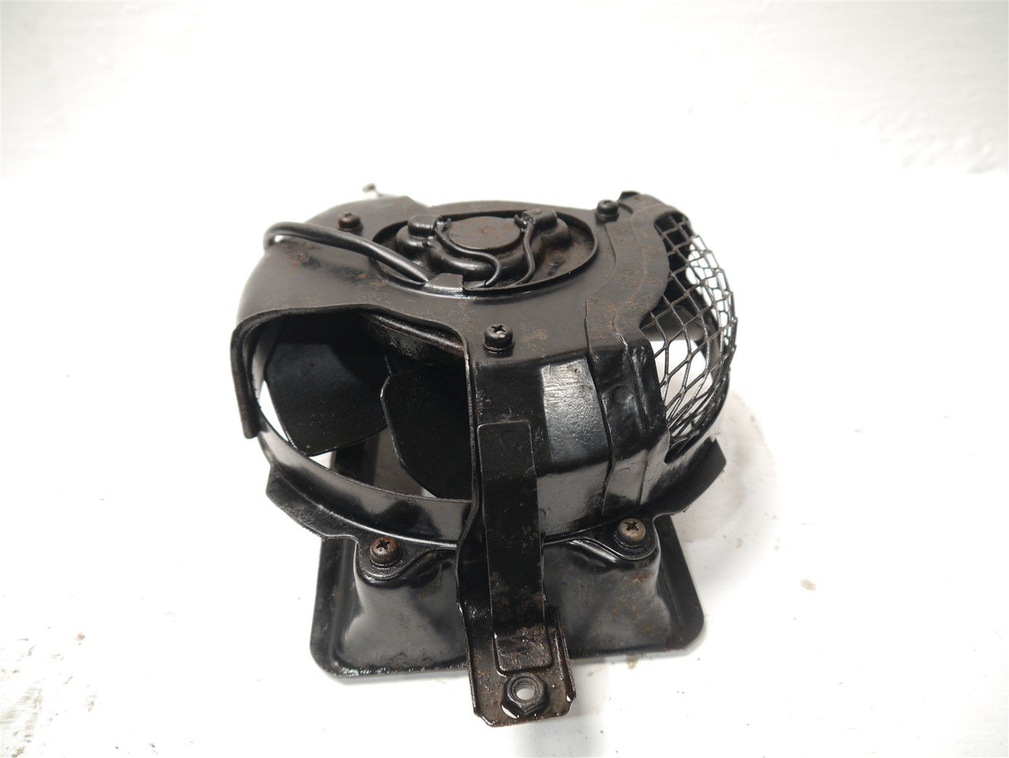 SUZUKI VS750 INTRUDER 1985-1991 RADIATOR FAN AND SHROUD