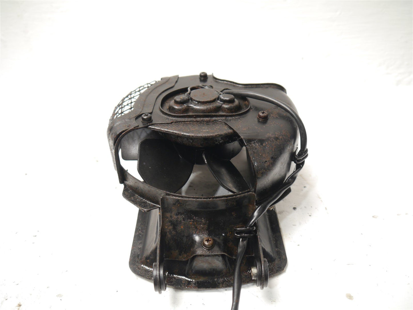 SUZUKI VS750 INTRUDER 1985-1991 RADIATOR FAN AND SHROUD