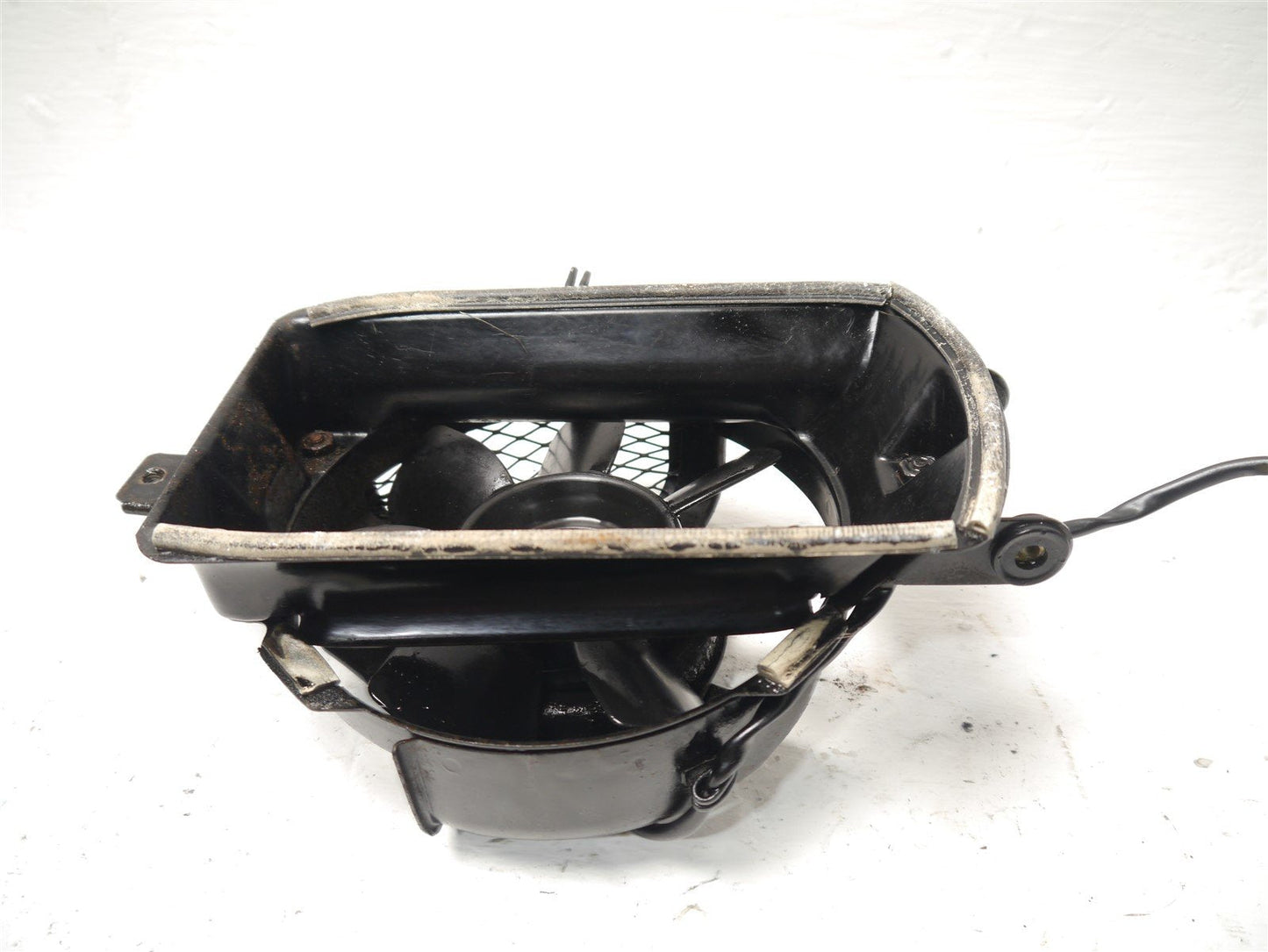 SUZUKI VS750 INTRUDER 1985-1991 RADIATOR FAN AND SHROUD