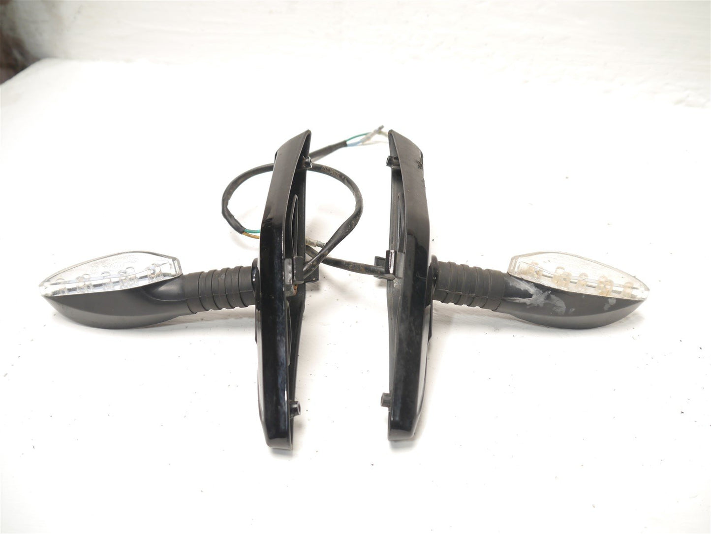 SINNIS AKUMA 125 2019-2021 FRONT INDICATORS AND FAIRINGS X 2