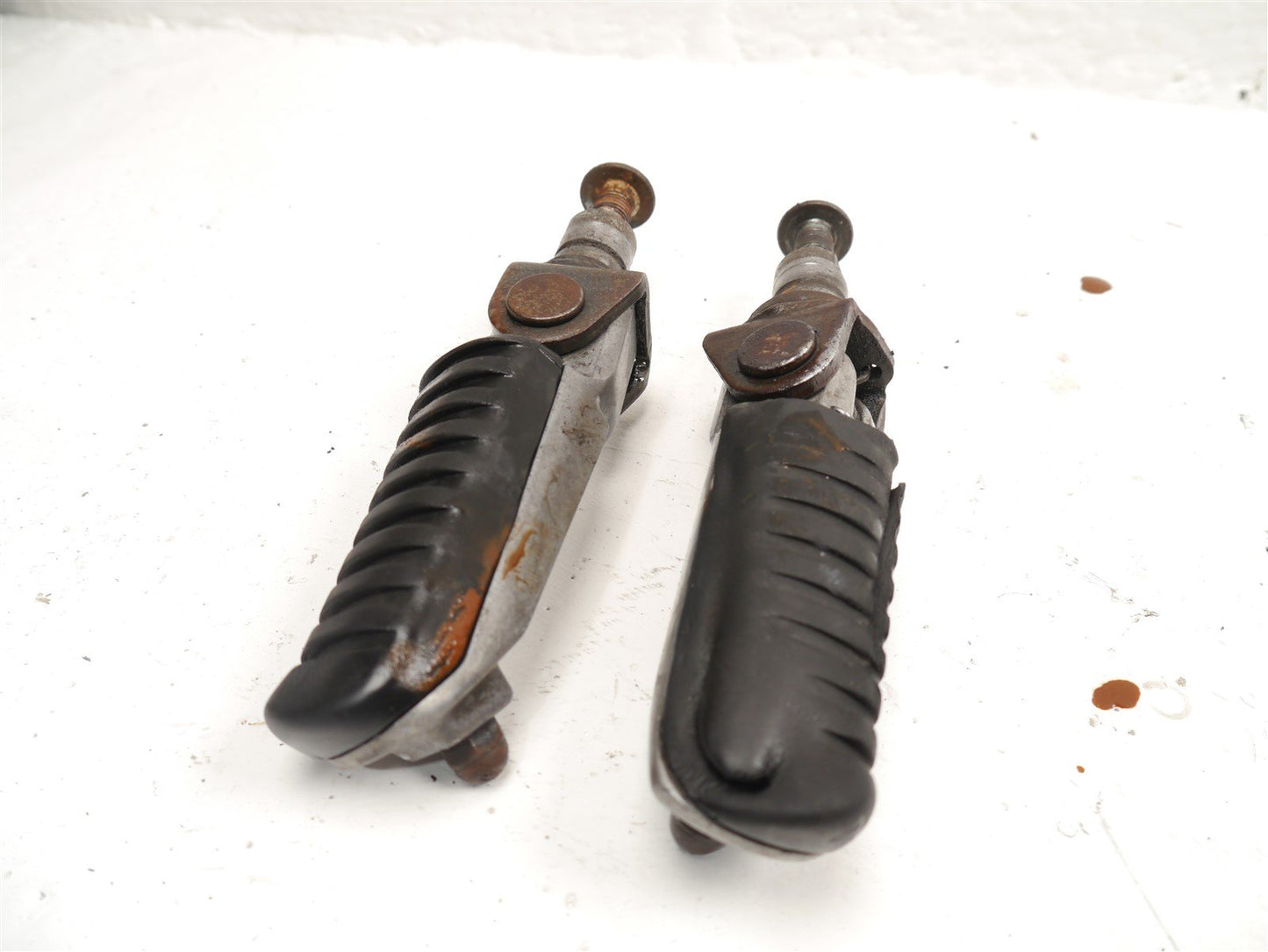 KAWASAKI ZX-6R G 1998-1999 FRONT PEGS FOOTRESTS X 2