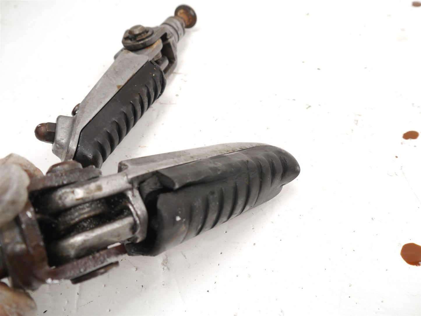 KAWASAKI ZX-6R G 1998-1999 FRONT PEGS FOOTRESTS X 2