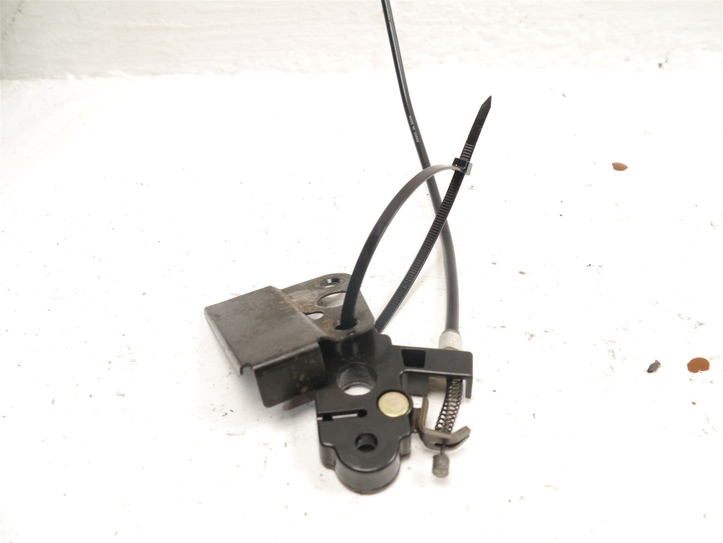 KAWASAKI ZX-6R G 1998-1999 SEAT LATCH AND CABLE