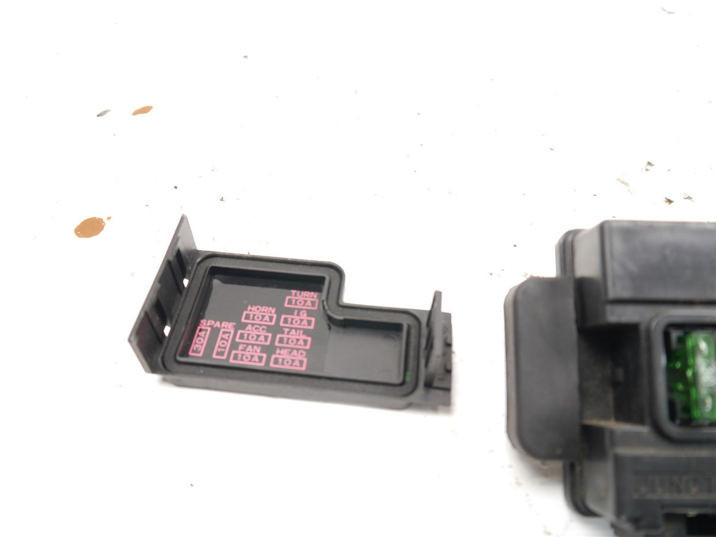 KAWASAKI ZX-6R G 1998-1999 FUSE BOX