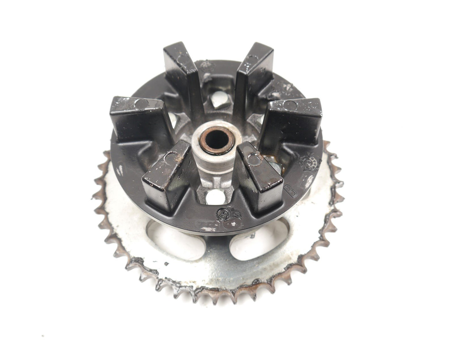 KEEWAY RKF 125 2021-2023 REAR SPROCKET CARRIER