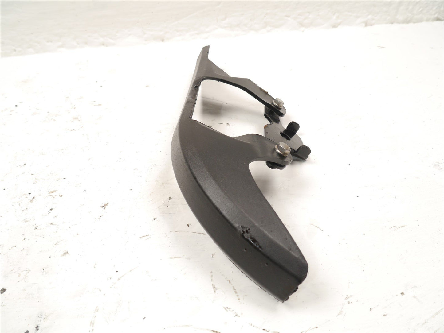 ROYAL ENFIELD BULLET 500 2017-2020 CHAINGUARD AND MOUNT