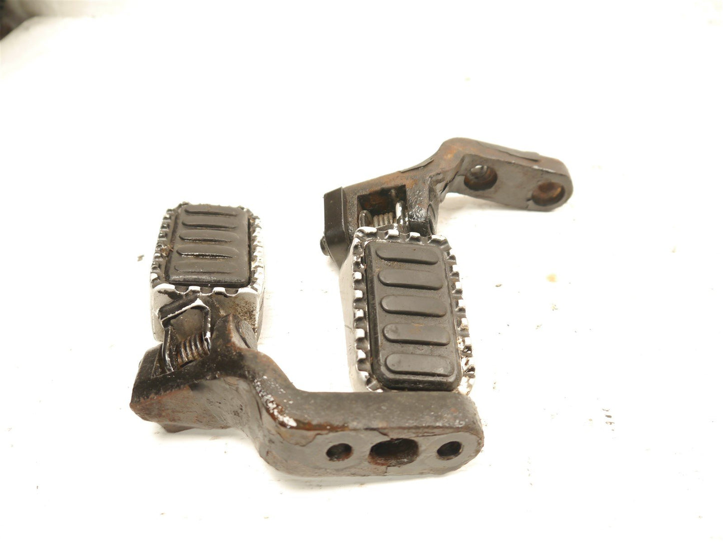 SINNIS TERRAIN 125 2017-2020 FRONT PEGS & FOOTREST HANGERS