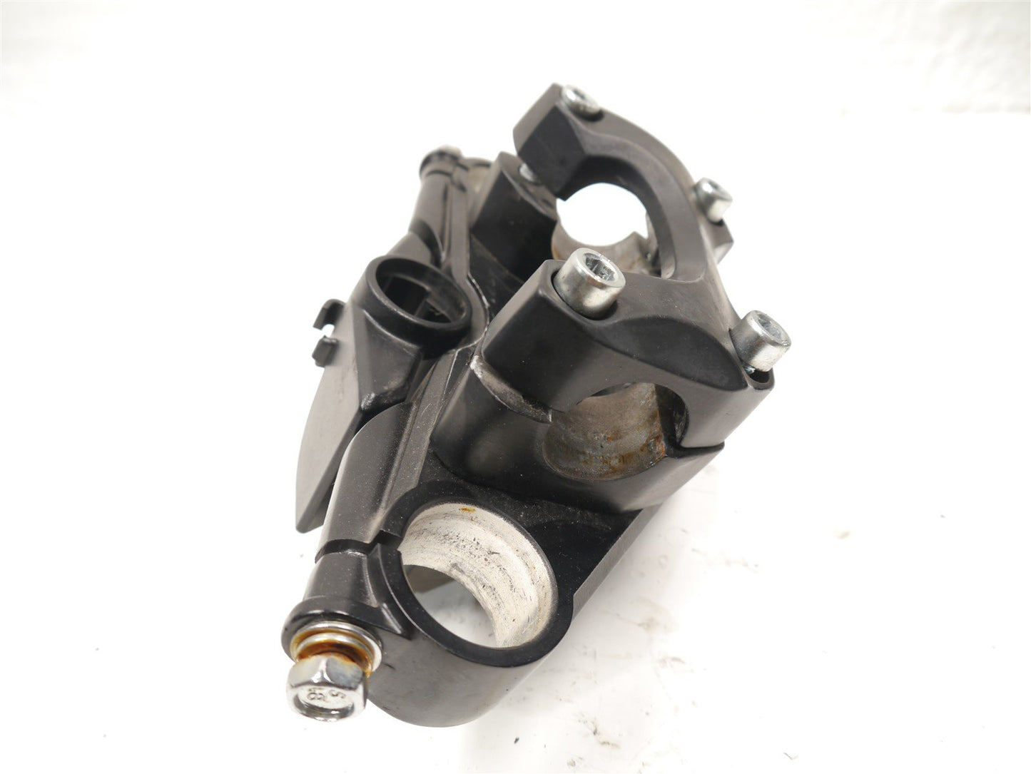LEXMOTO ASSAULT 125 2023-2024 E5 TOP FORK YOKE