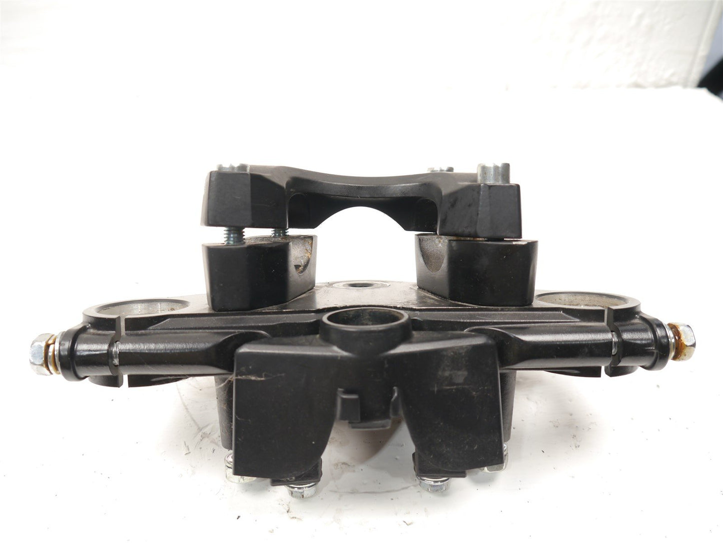 LEXMOTO ASSAULT 125 2023-2024 E5 TOP FORK YOKE