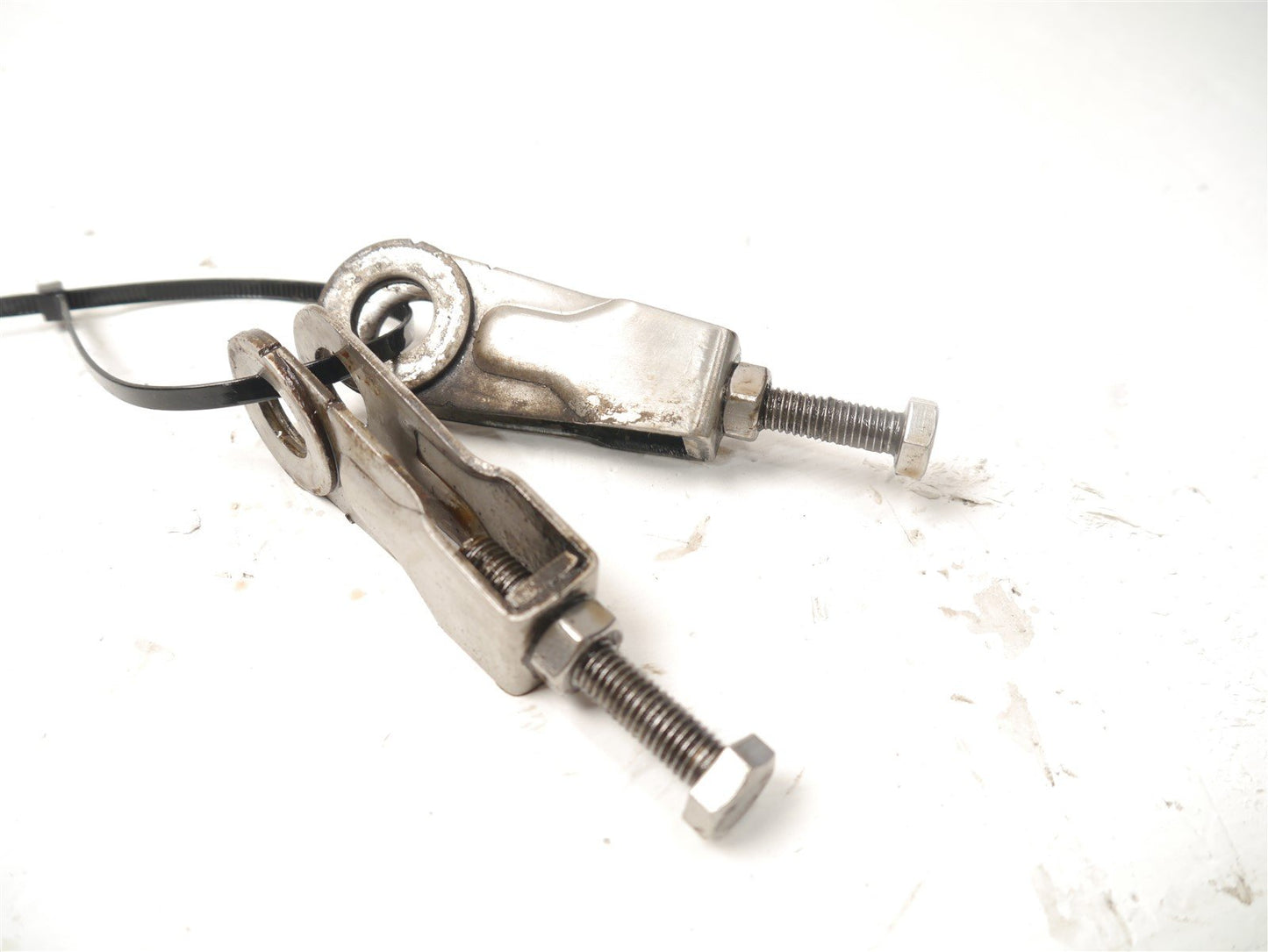 MUTT MONGREL 125 2021-2024 CHAIN ADJUSTERS