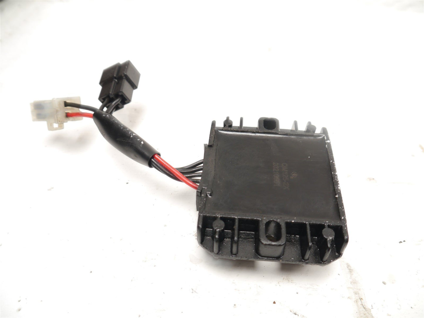 MUTT MONGREL 125  2021-2024 VOLTAGE REGULATOR RECTIFIER
