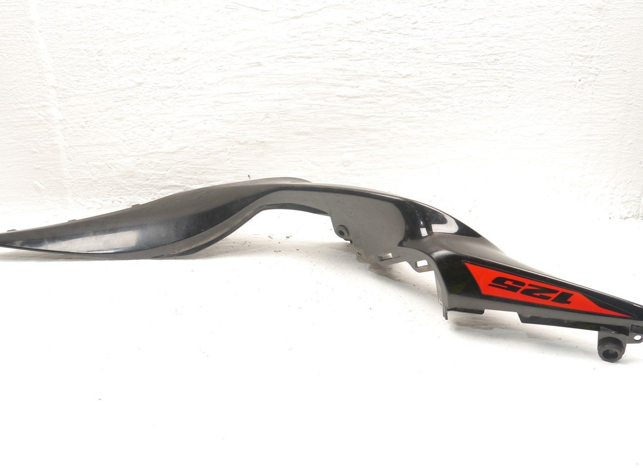 SUZUKI GSXS 125 2017-2021 RIGHT SIDE PANEL