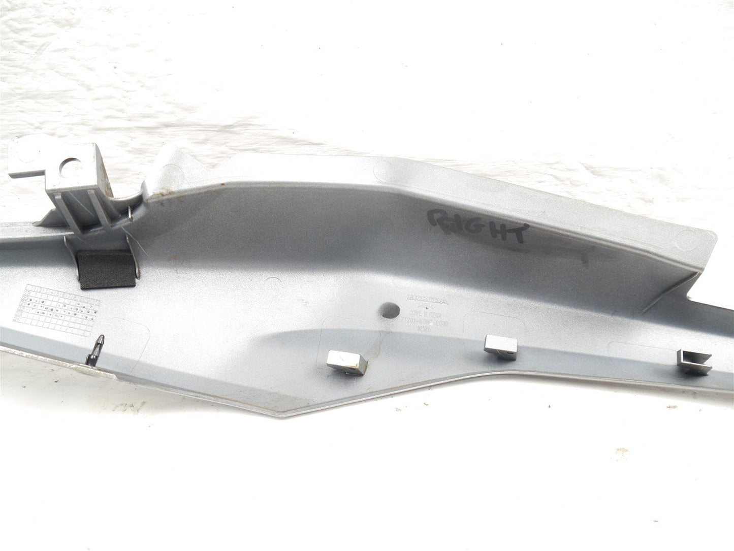 HONDA CB125F 2021-2023 RIGHT SIDE PANEL (SCUFFED)