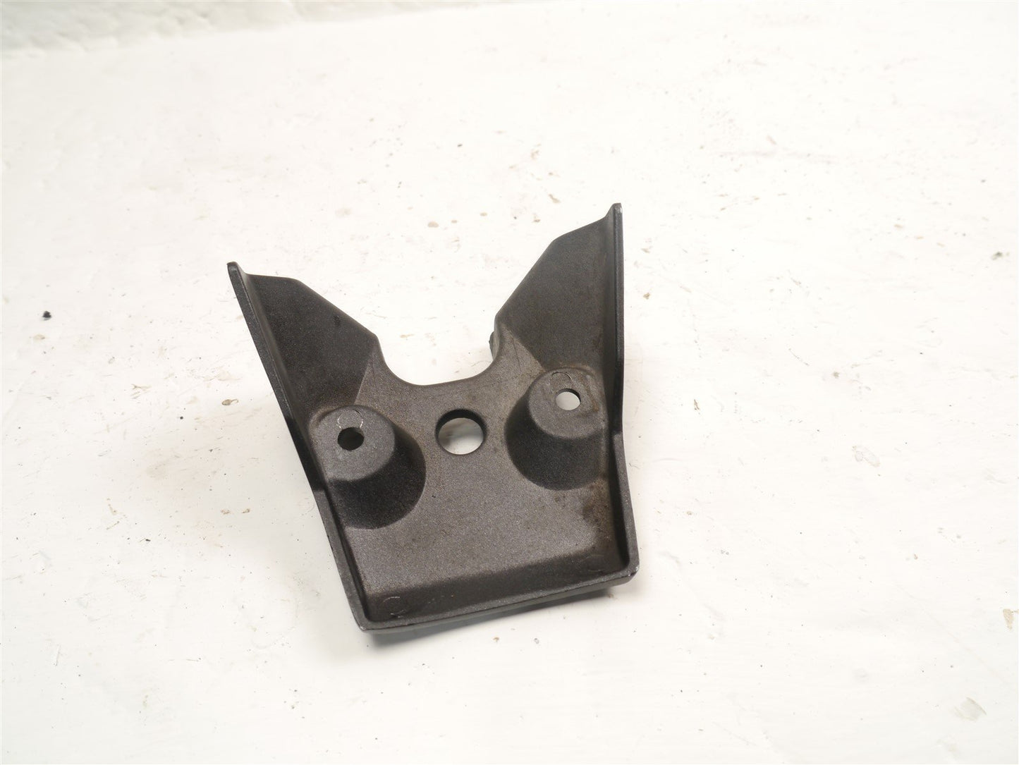 ZONTES ZT125 G1 2021-2025 FORK YOKE CABLE GUARD