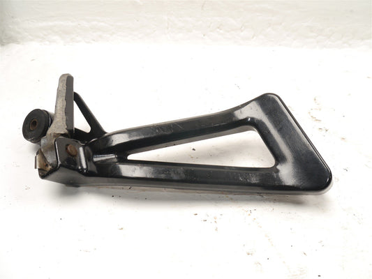 SUZUKI GSX750 W INAZUMA 1997-2002 RIGHT REAR FOOTREST HANGER & PEG