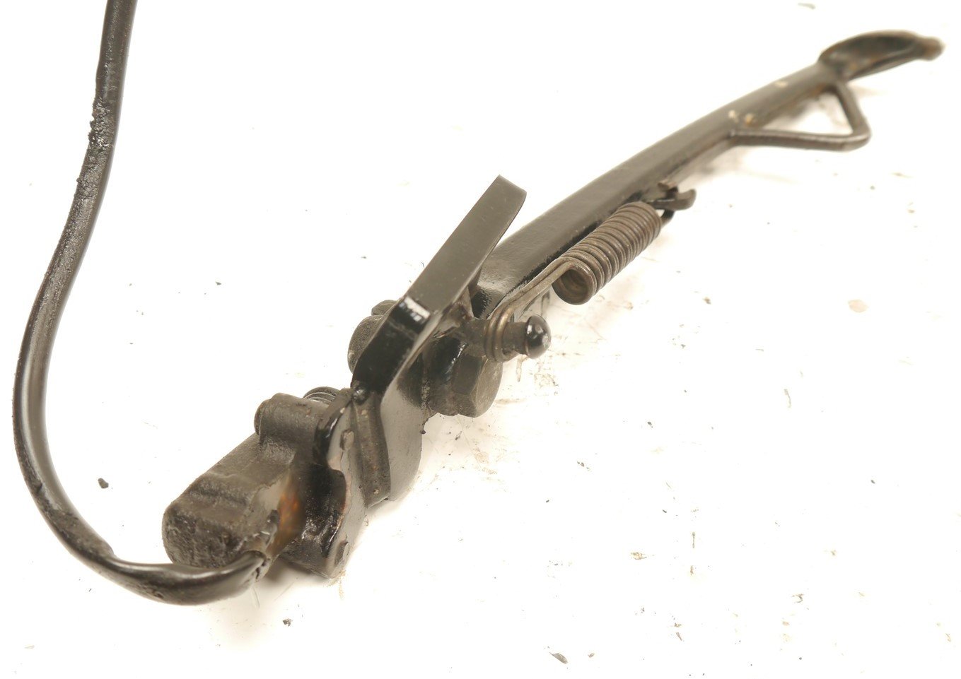 KAWASAKI GPZ600R SIDE STAND & MOUNT