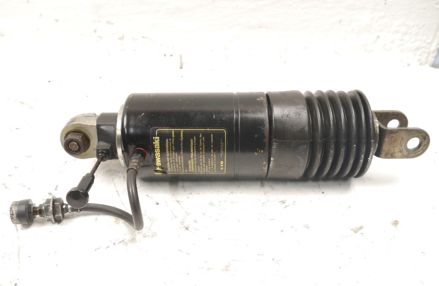 KAWASAKI GPZ600R REAR SHOCK ABSORBER