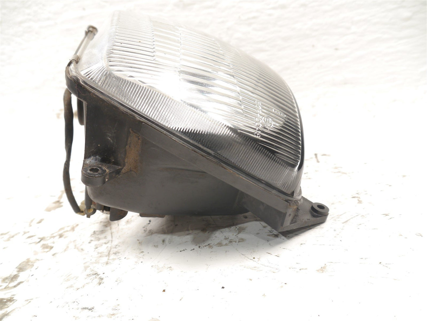 KAWASAKI GPZ600R HEADLIGHT