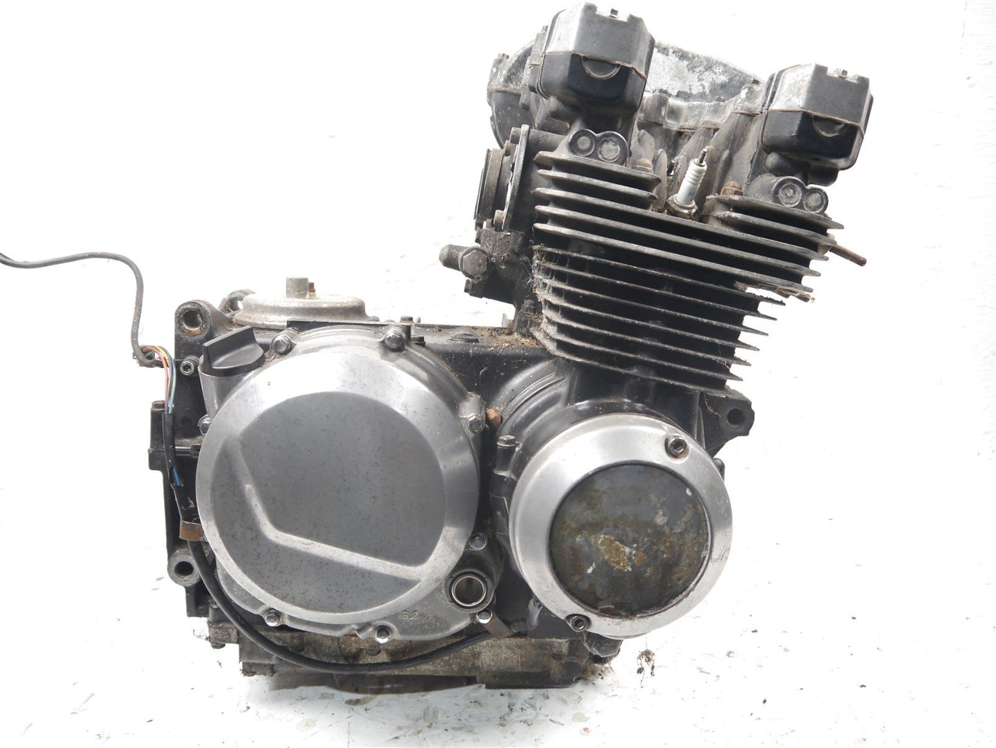 KAWASAKI Z550 F ENGINE